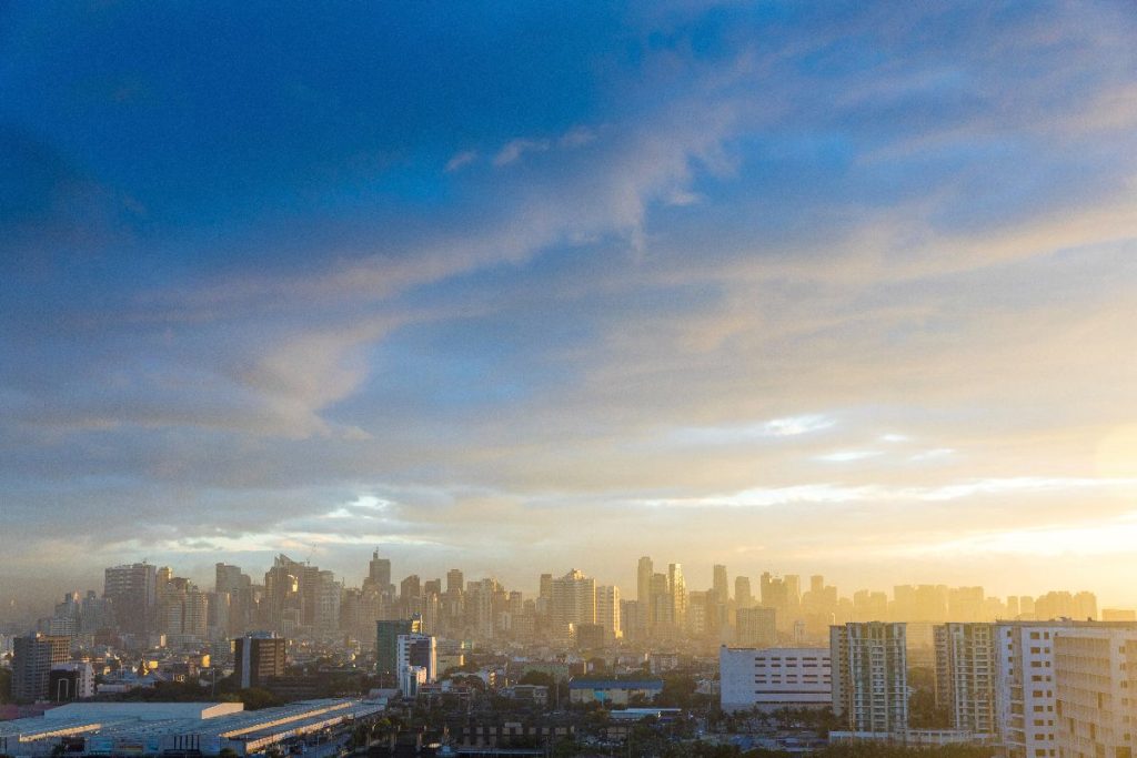 Metro Manila vs Provincial Cities