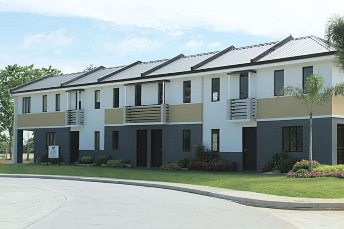 Photo of La Aldea del Mar Cebu property